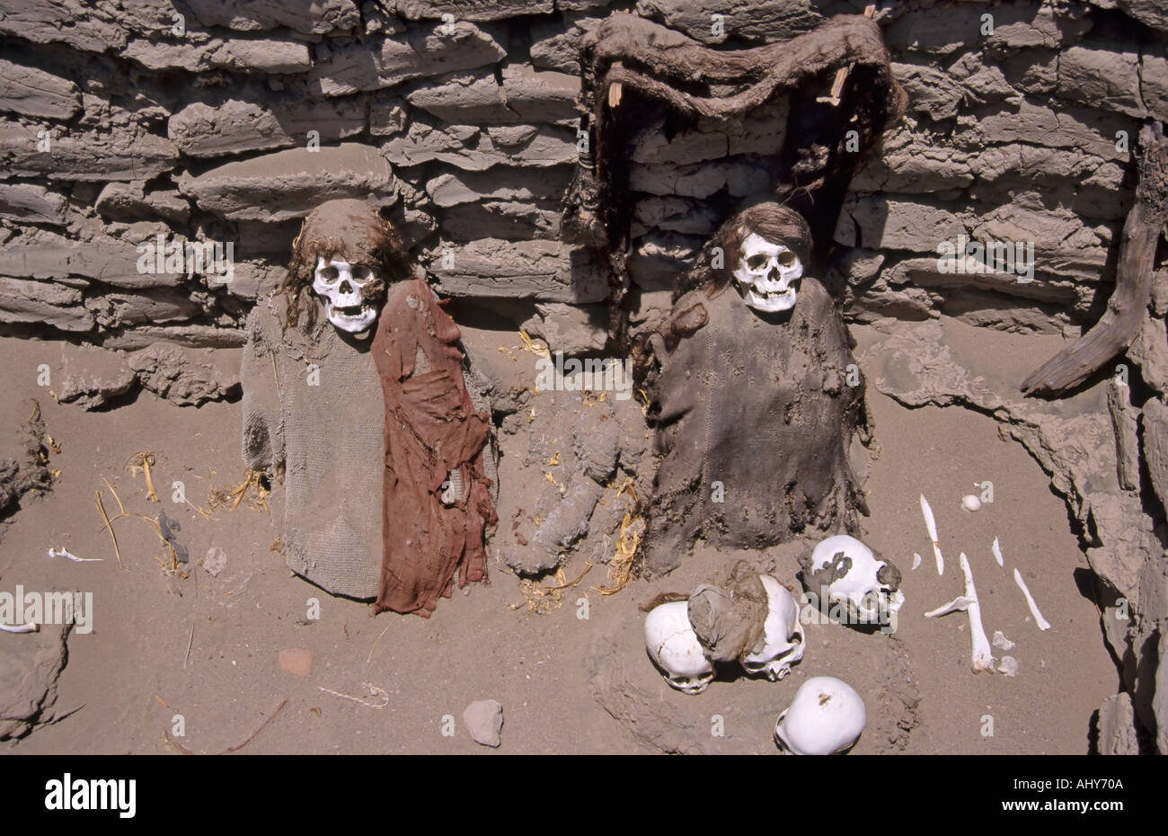 Antichi resti umani, Chauchilla cimitero, Perù Foto Stock
