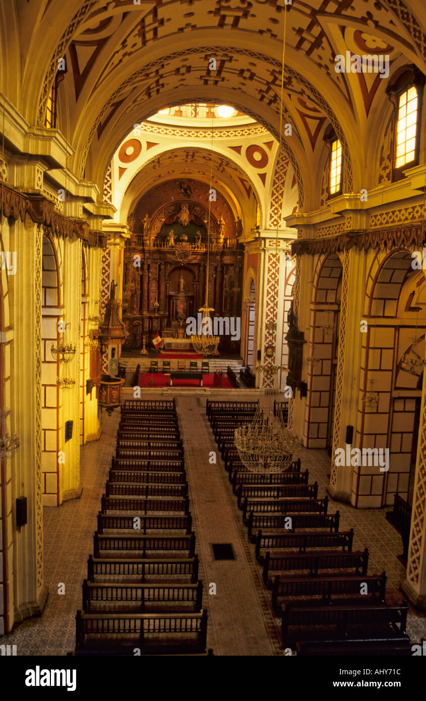 Interno del San Francisco Monastero, Lima, Peru Foto Stock