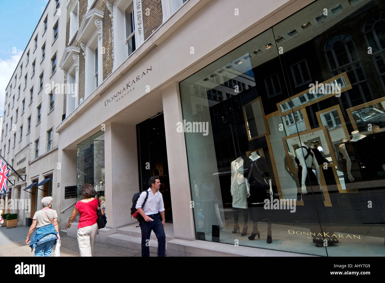 Donna Karan abiti firmati store su Bond Street Foto Stock