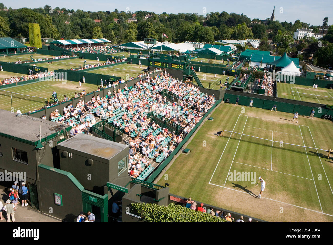 Vista generale del All-England Lawn Tennis Club durante i campionati di Wimbledon, Londra, Regno Unito. Luglio 3, 2006. Foto Stock