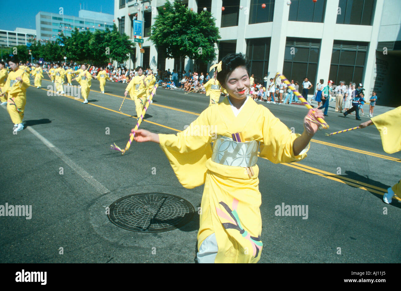 Geisha ballerine alla 49ª Settimana Nisei sfilata in Little Tokyo Los Angeles CA Foto Stock