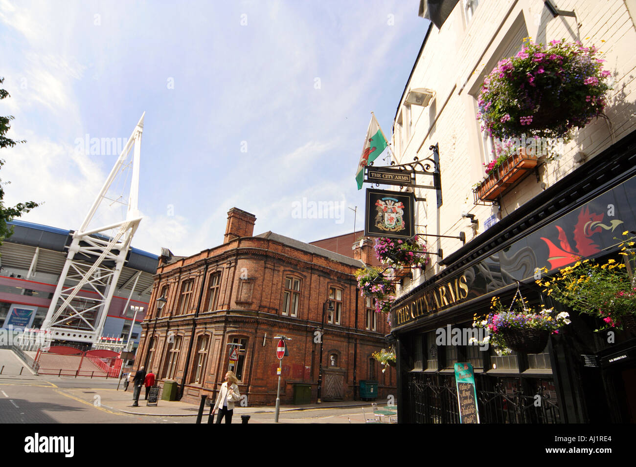 Il Millenium Stadium da Quay Street Cardiff Galles Gran Bretagna Foto Stock