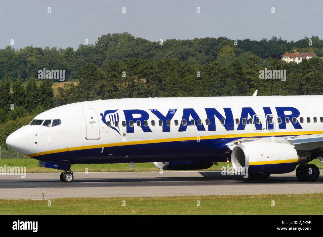 Aereo Ryanair compagnia aerea Boeing 737 800 visto in atterraggio a Bristol Summer Foto Stock