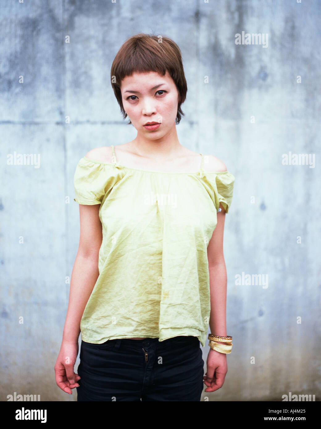 Ritratto di una giovane donna Foto Stock