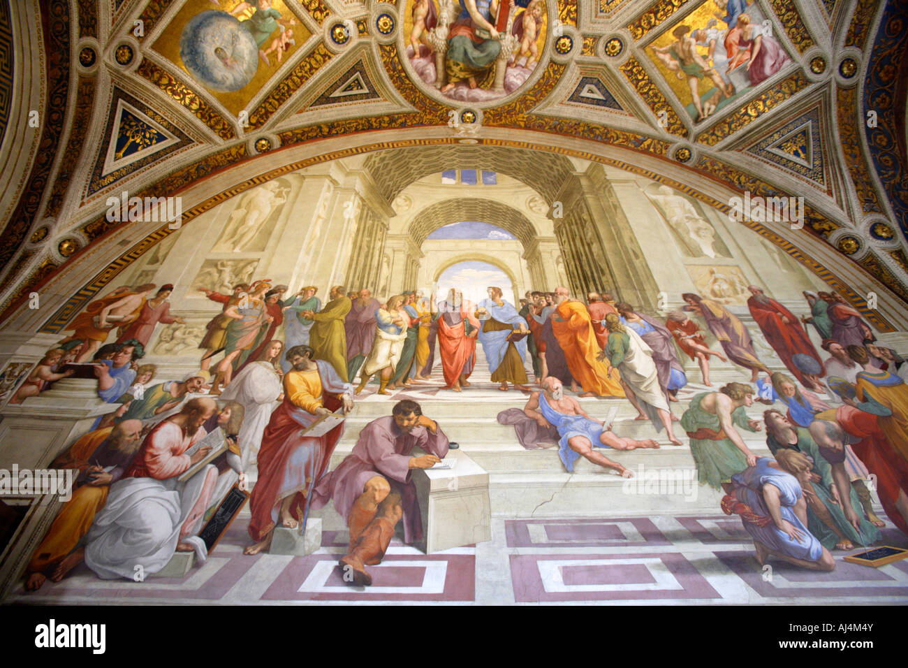 La Scuola di Atene, il famoso dipinto di Raffaello in Vaticano, Roma Foto Stock