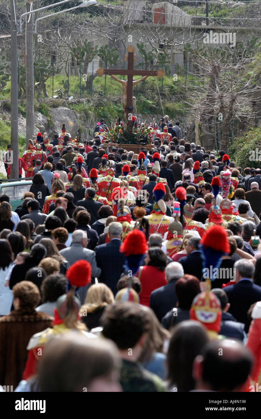 Processione di Pasqua San fratello della Provincia di Messina Sicilia Italia Foto Stock