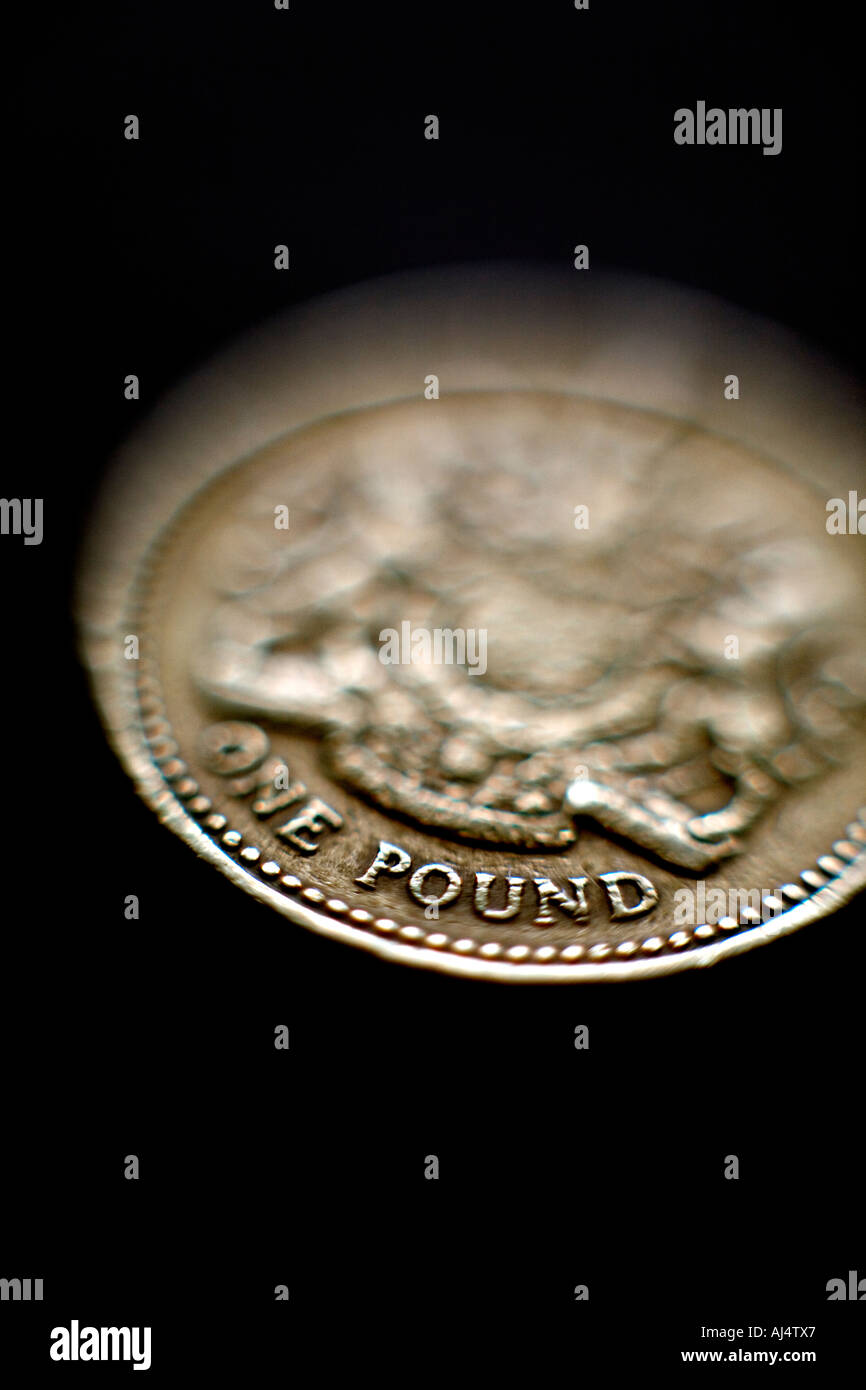 Una libbra di moneta dalla grande British Pound valuta Foto Stock