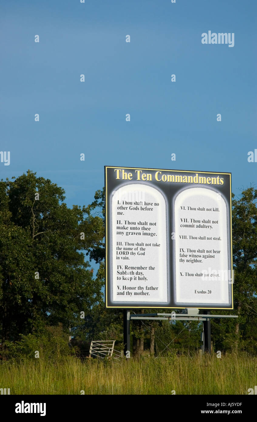 Foto di stock di dieci comandamenti segno sulla Interstate USA Foto Stock