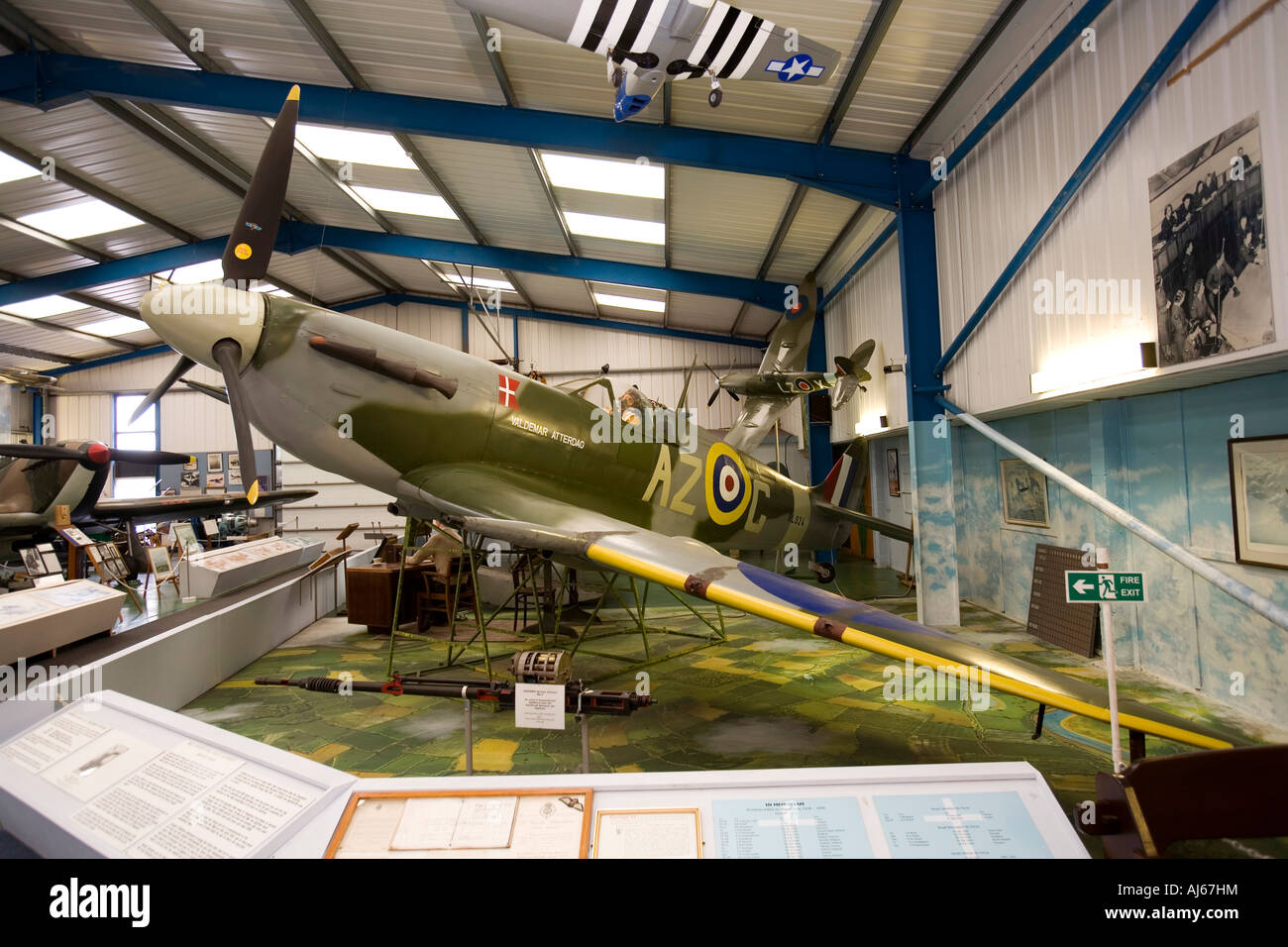 West Sussex Chichester Tangmere aviazione militare Museo Mk5Un Supermarine Spitfire Foto Stock
