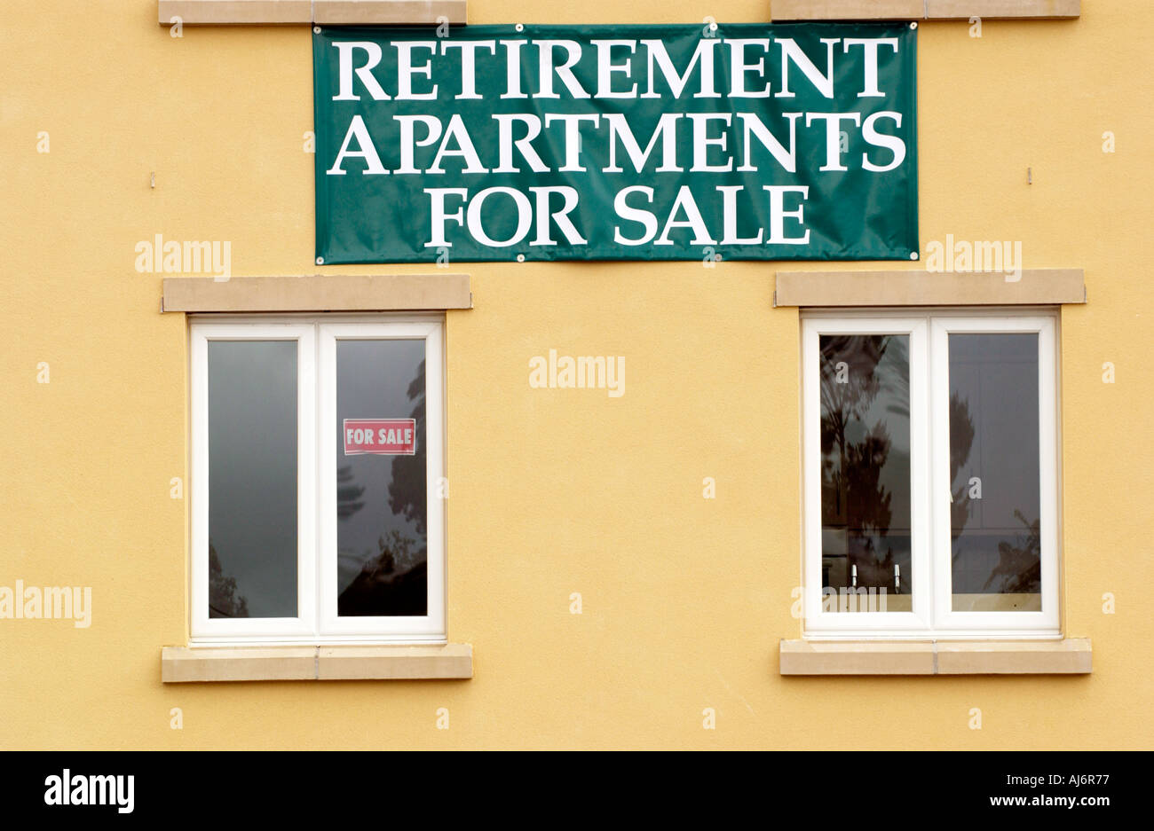Pensione Appartamenti in vendita su di un nuovo sviluppo nel mercato rurale città di Brecon Galles POWYS REGNO UNITO GB Foto Stock