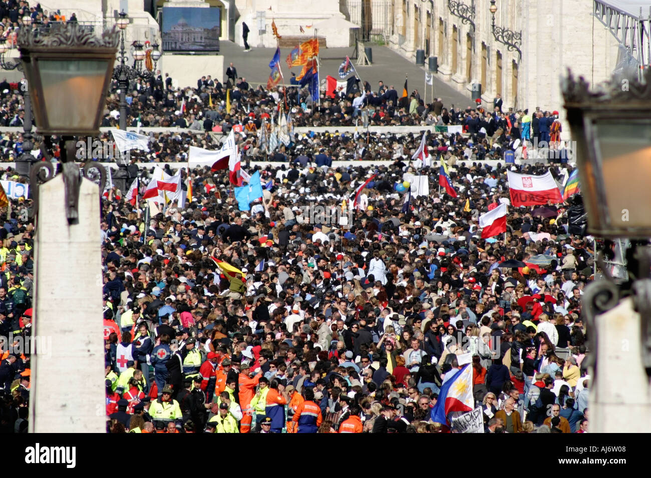 Grande folla Vaticano Italia Foto Stock