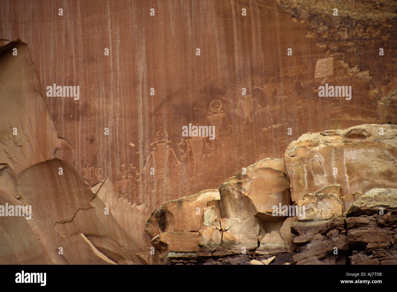 Petroglifi Anasazi Capitol Reef National Park nello Utah Stati Uniti d'America Foto Stock