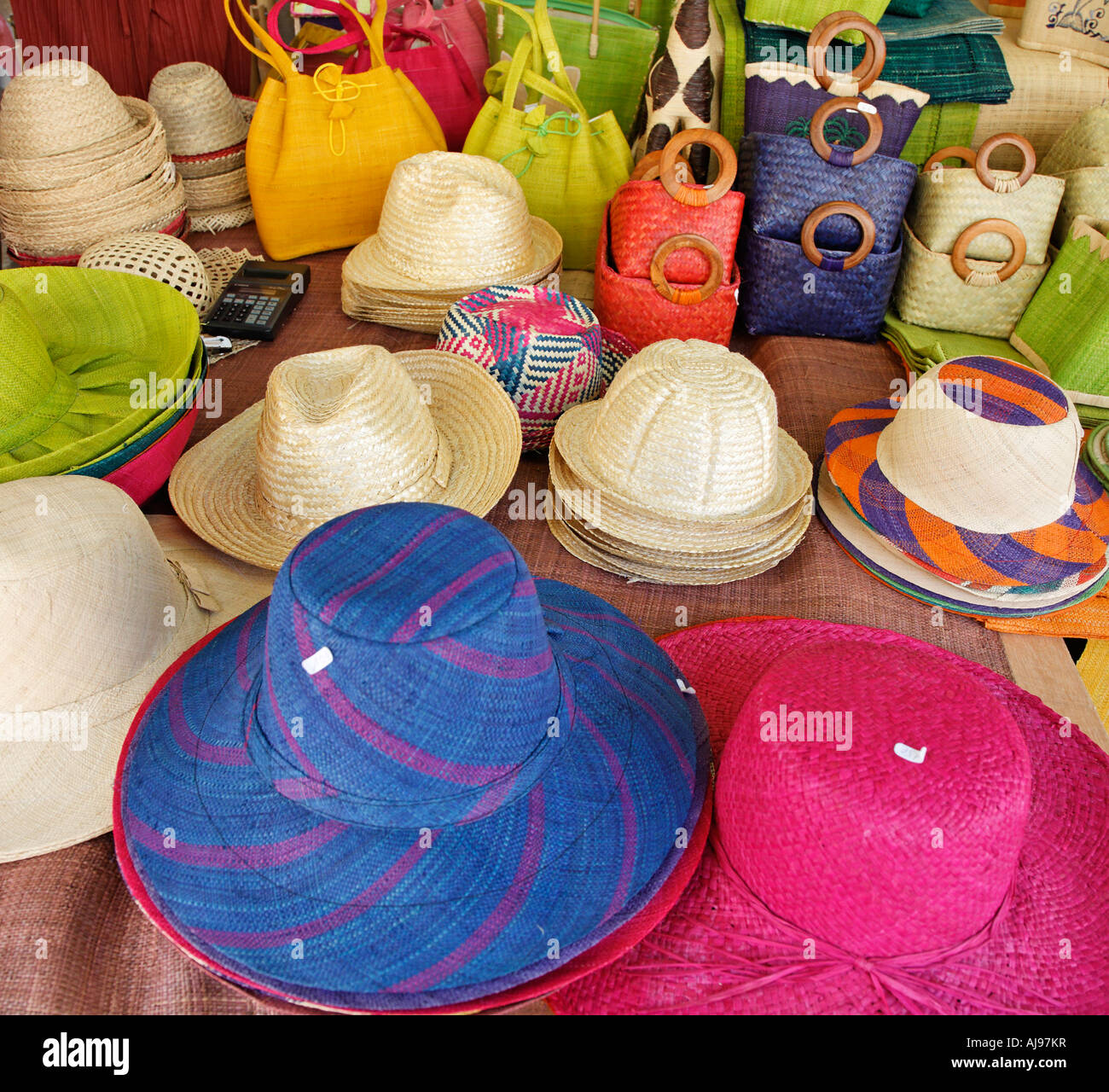 Stallo Hat Street Market Saint Antonin Toulouse Francia Foto Stock