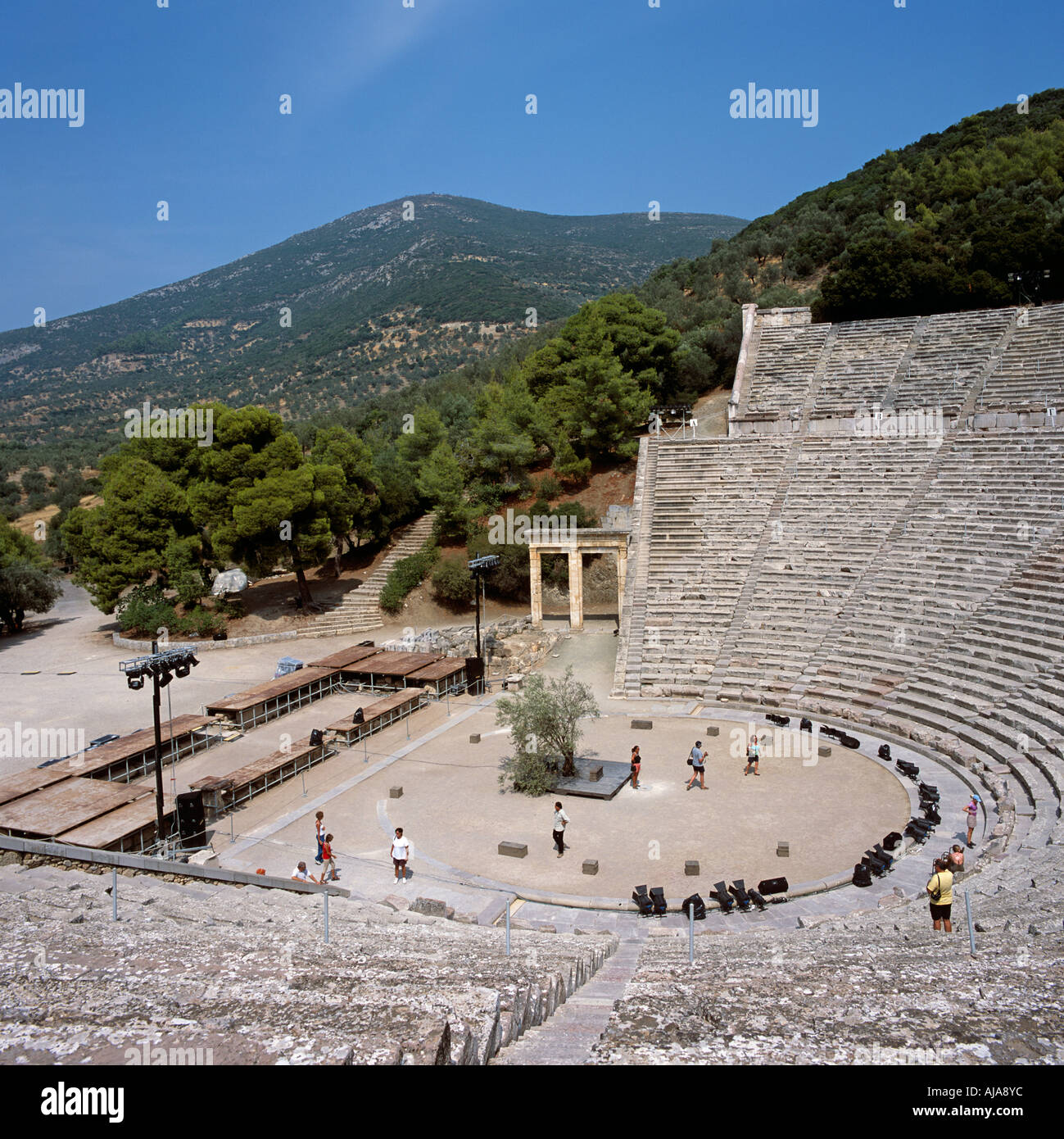 Antico Teatro a Epidavros Peloponneso Grecia Hellas Foto Stock