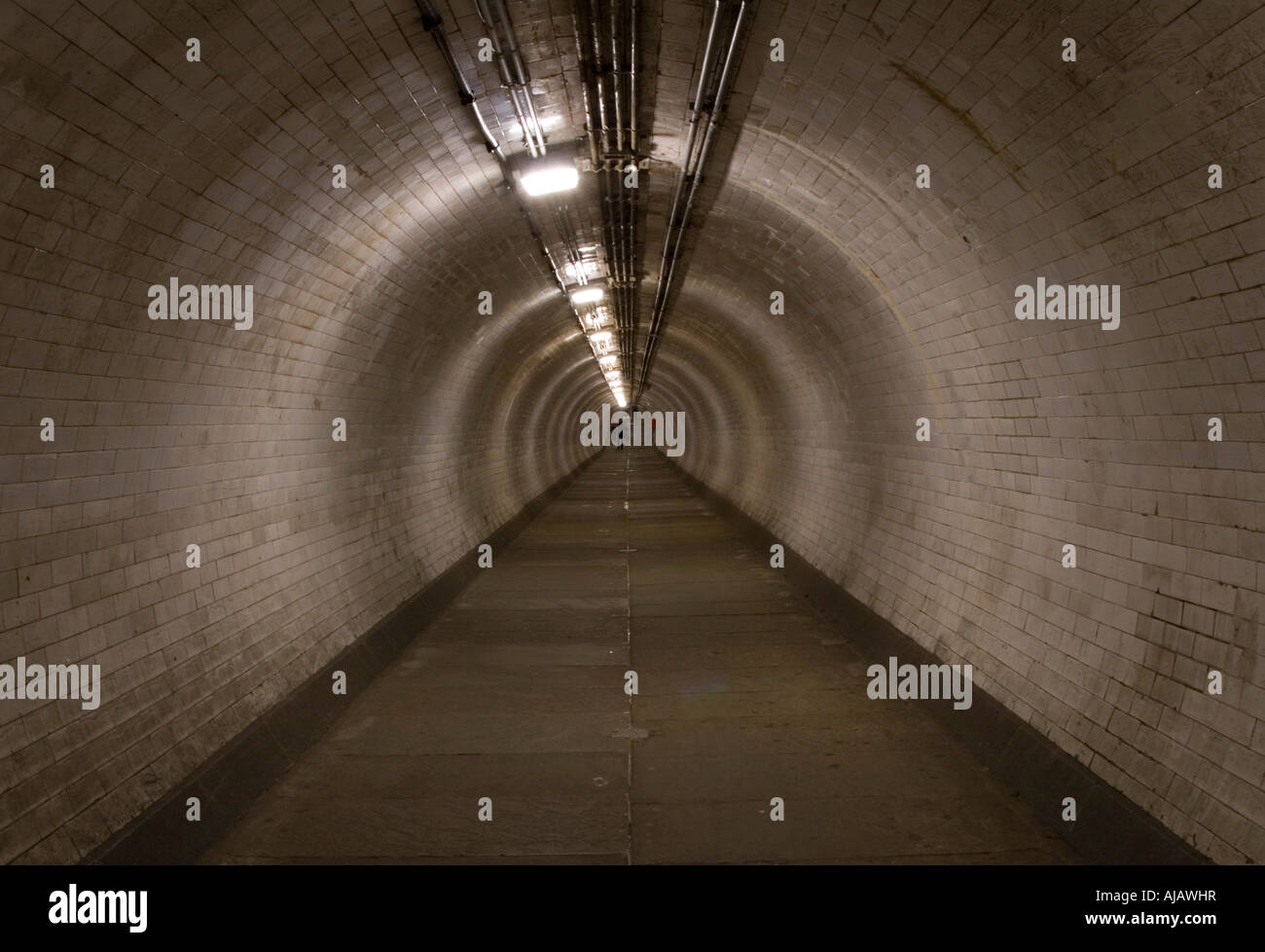 Greenwich tunnel pedonale di Londra Foto Stock