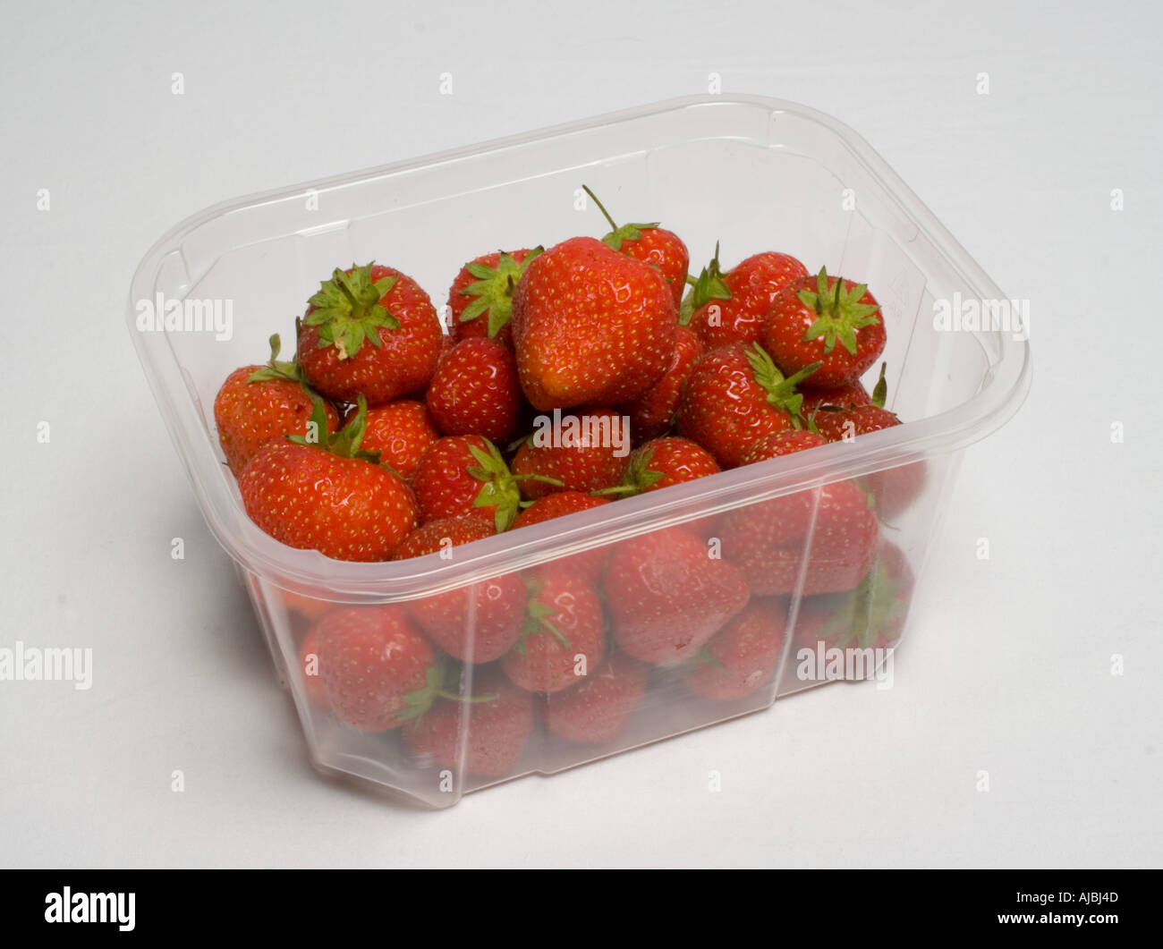 Una cestella di fragole Foto Stock