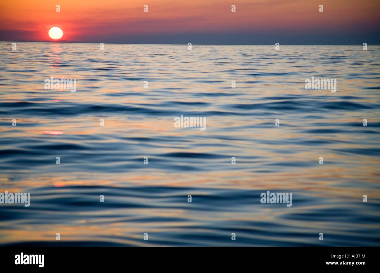 Drammatico Tramonto sul lago Tanganica Foto Stock
