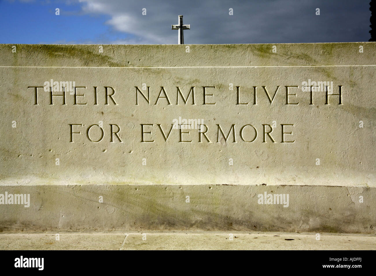La pietra principale del ricordo a Tyne Cot cimitero, Ypres, Belgio. Foto Stock