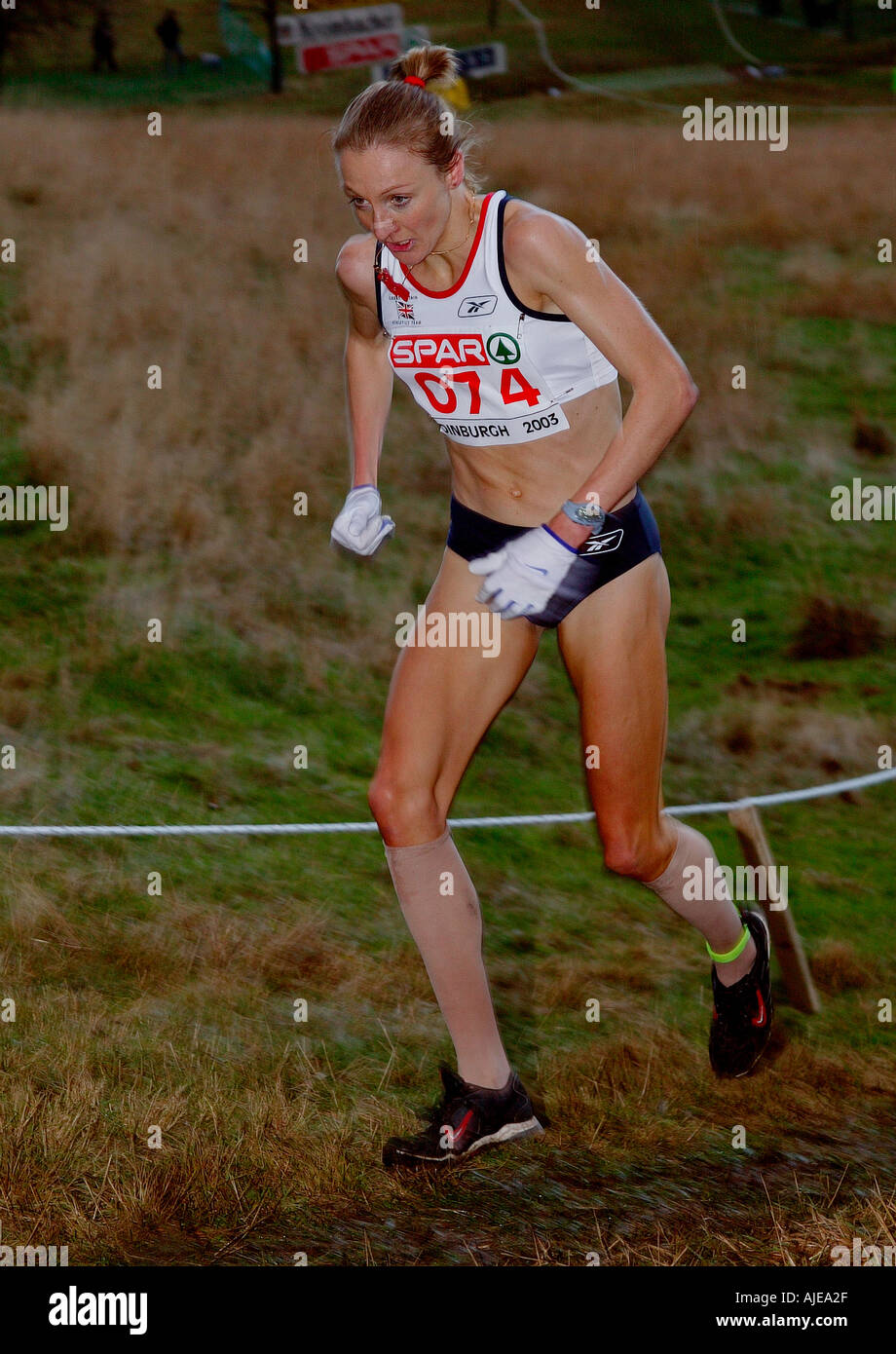 Paula Radcliffe GBR in concorrenti europei di Cross Country Championships Edinburgh 2004 Foto Stock