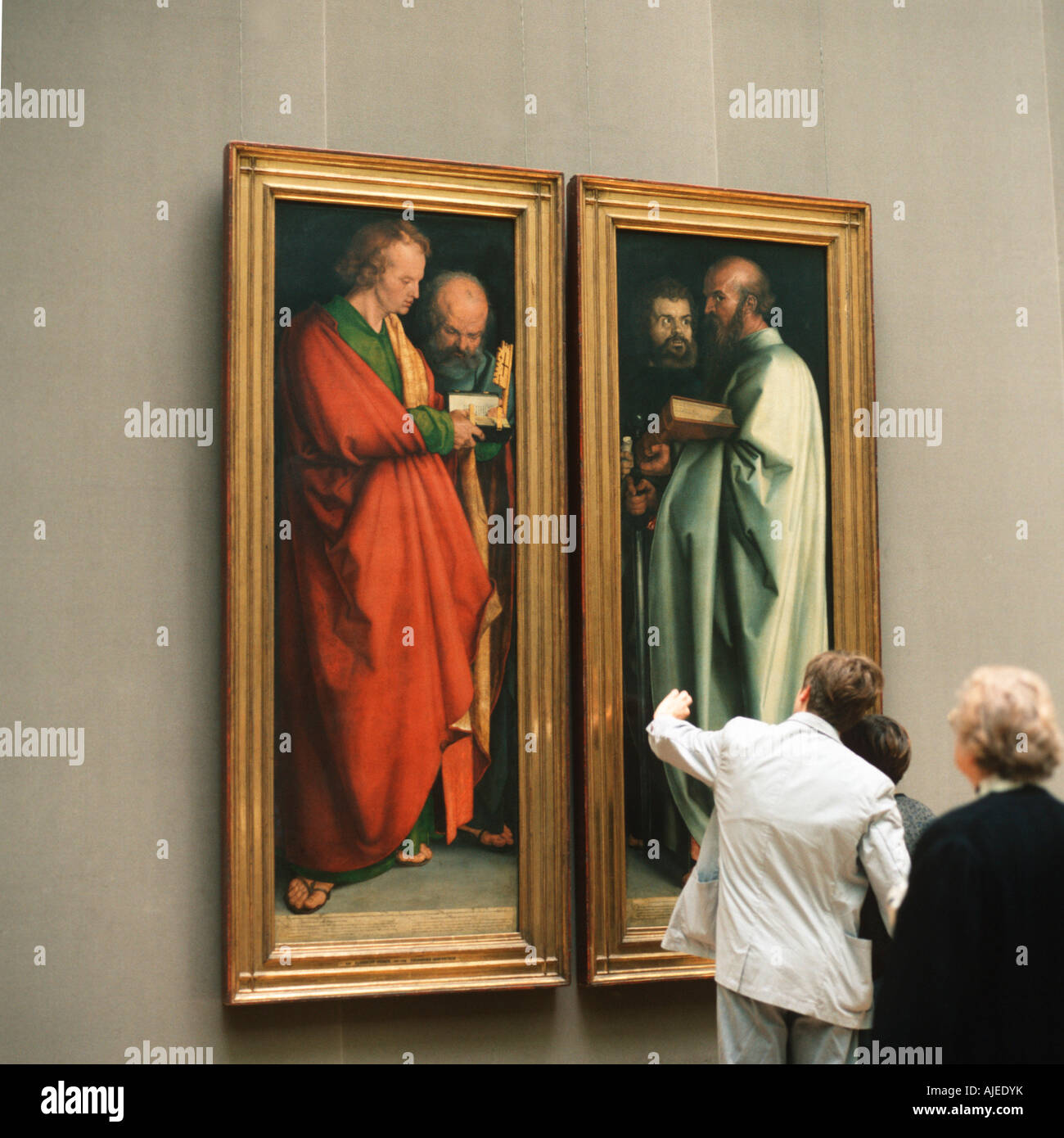 EU DE Germania Baviera Monaco Alte Pinakothek quattro apostoli da Albrecht Dürer n. PR n. MR n. i diritti di terze parti disponibili Foto Stock