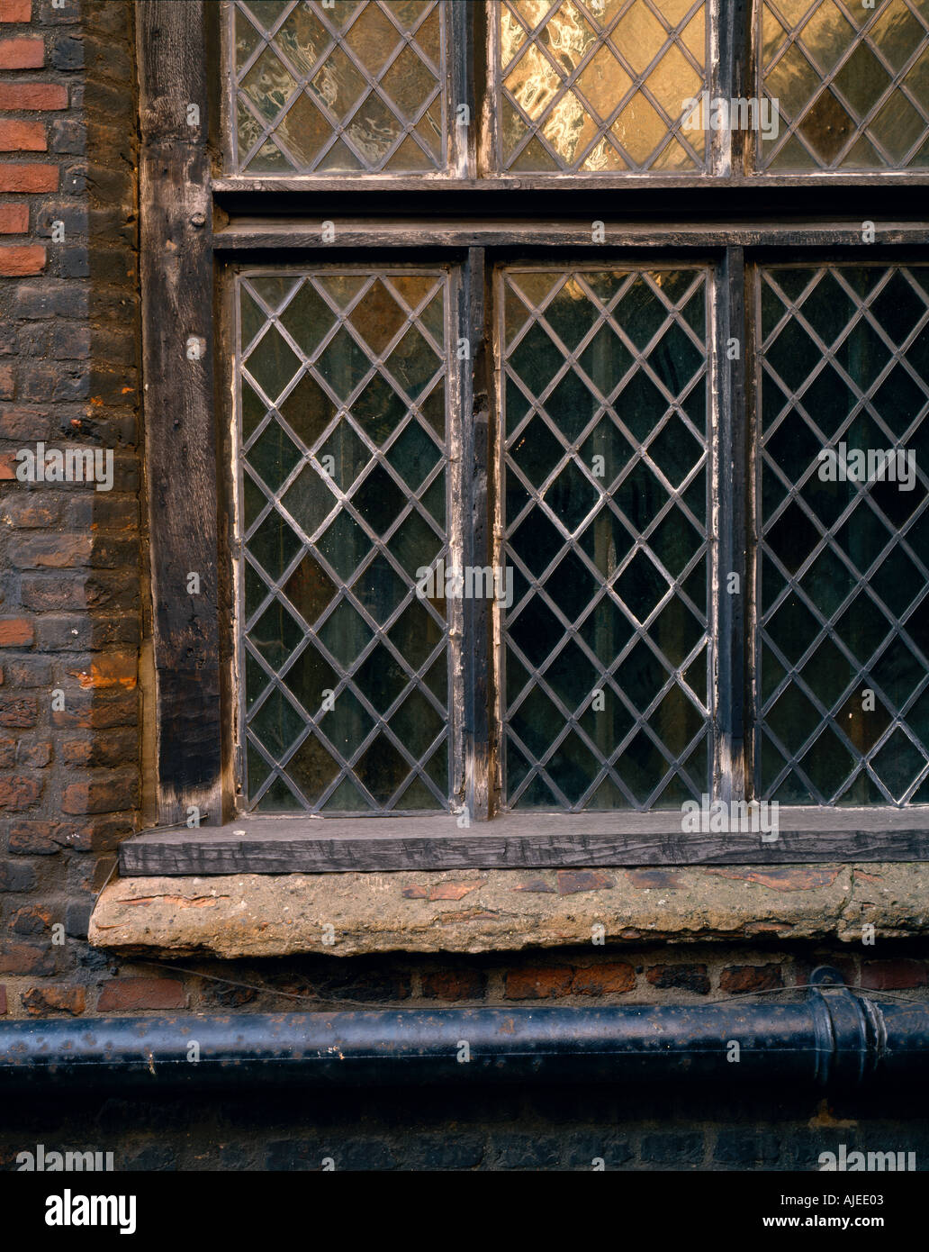 Il sedicesimo secolo finestra Armada a Sutton House Londra Hackney Foto Stock