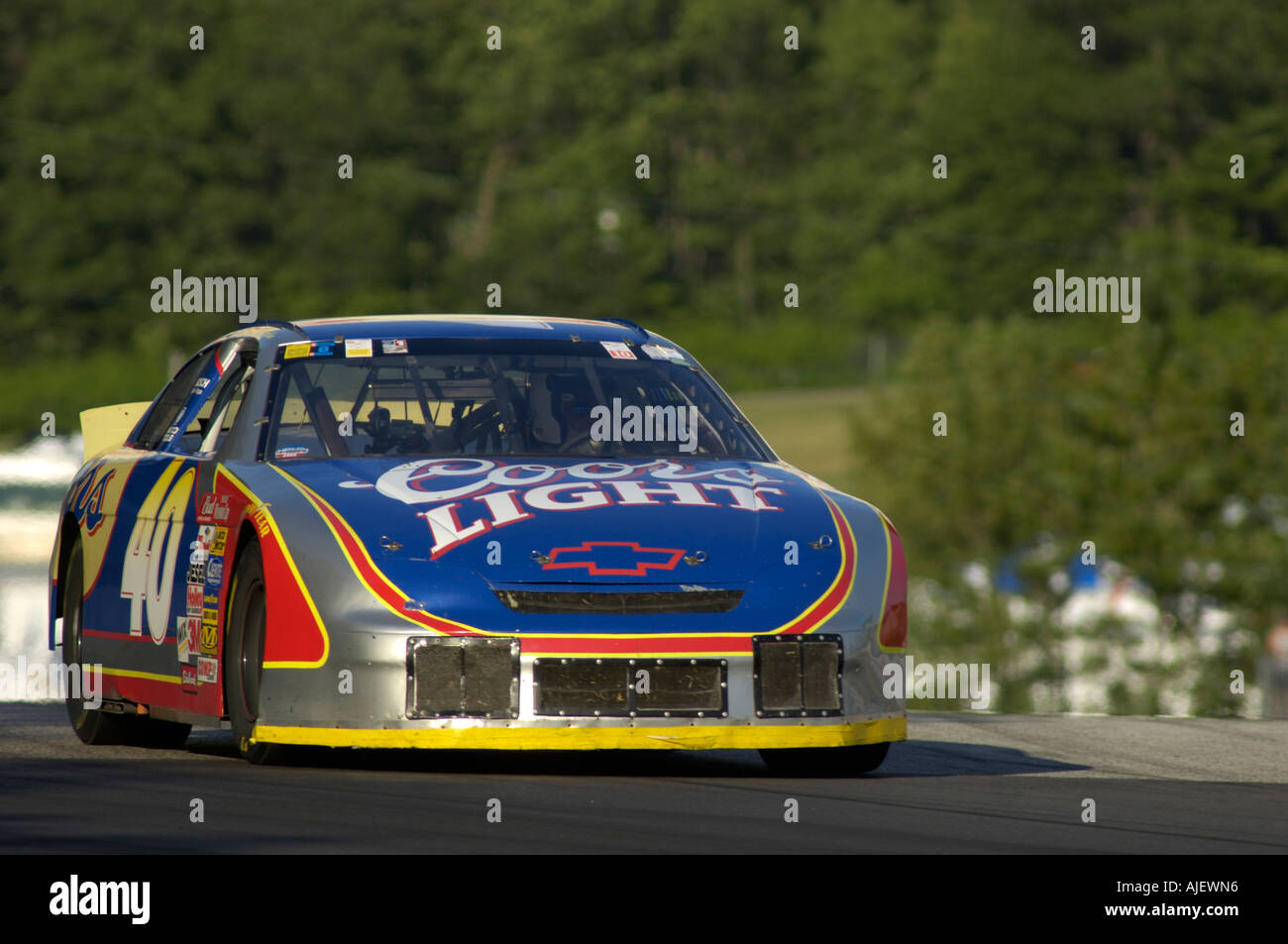 Brandon Ryder gare il suo 1996 Chevrolet Monte Carlo al 2006 Kohler sfida internazionale con Brian Redman a Road America Foto Stock