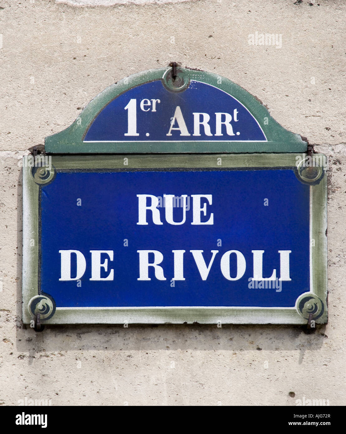 Francia Ile De France Paris cartello stradale su una parete per la Rue de Rivoli nel primo Premier Arrondissement Foto Stock