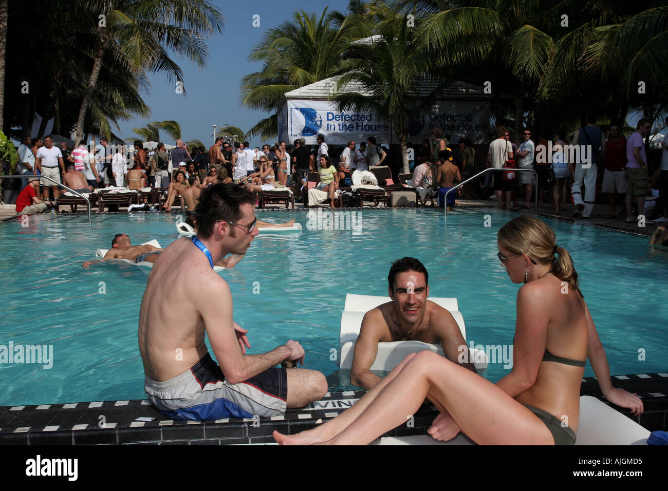 Difettato party in piscina National Hotel Miami USA Foto Stock