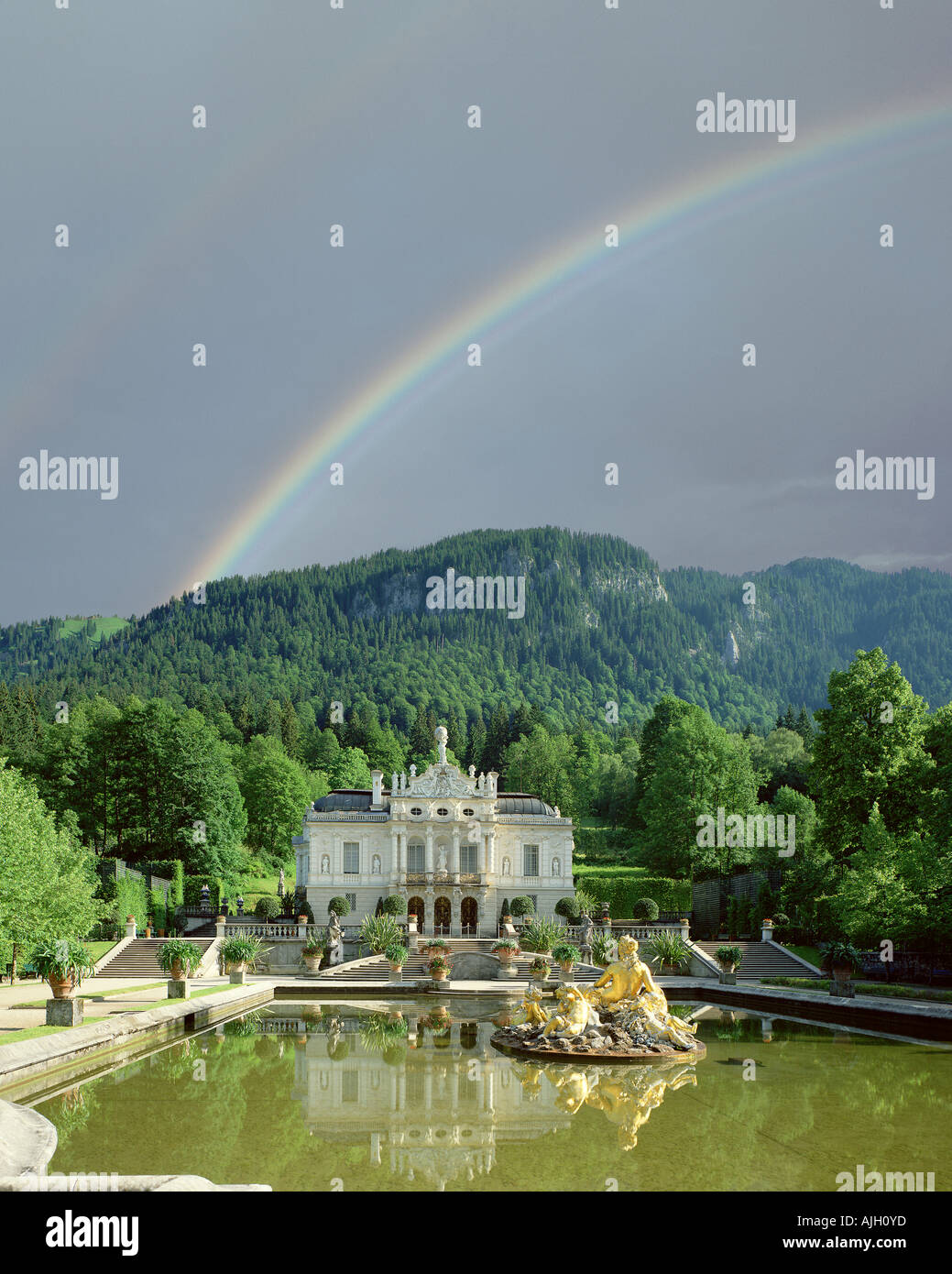 DE - Baviera: il castello di Linderhof vicino a Ettal Foto Stock