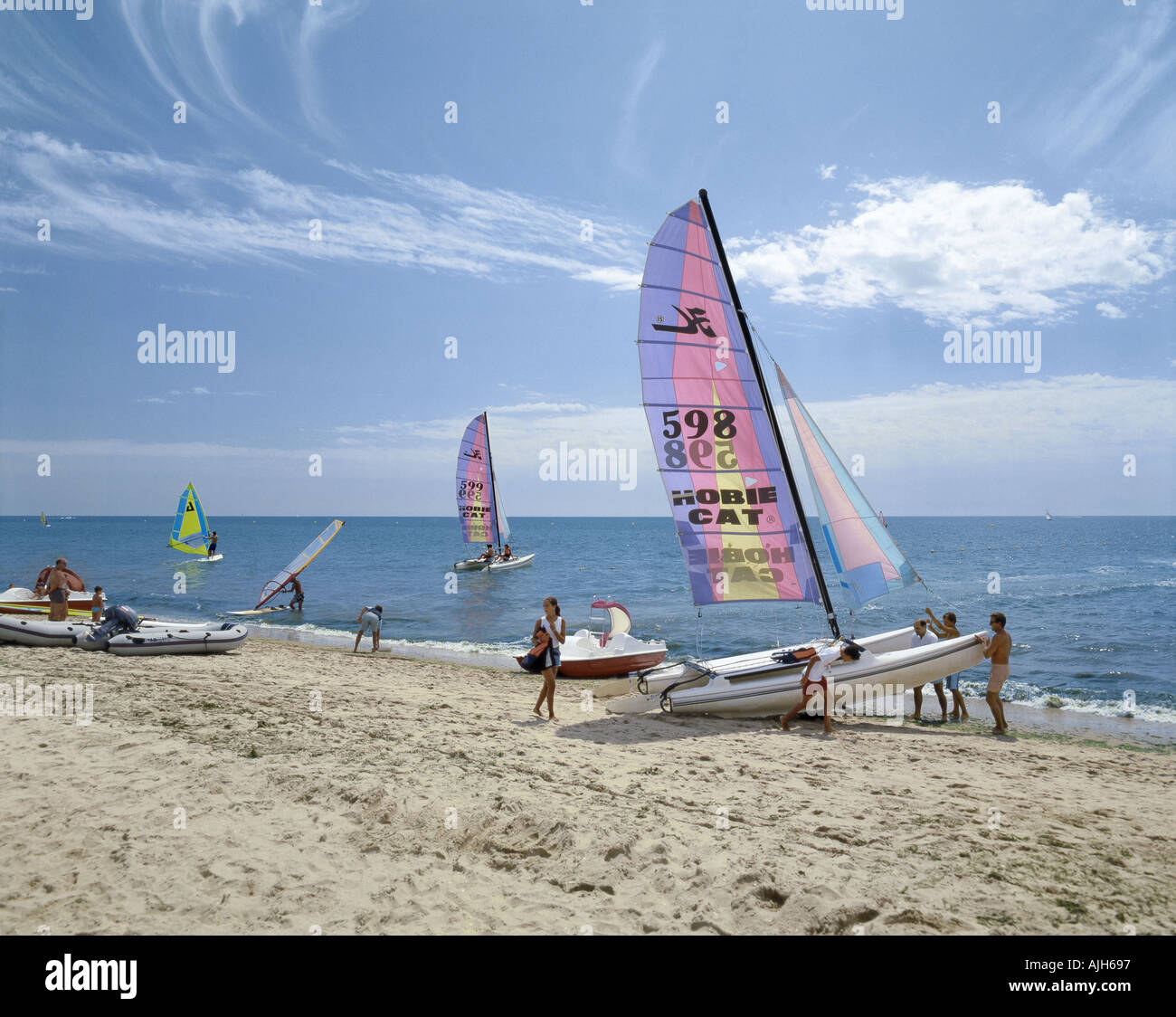 Spagna Costa de la Luz, Islantilla sport acquatici sulla spiaggia Foto Stock