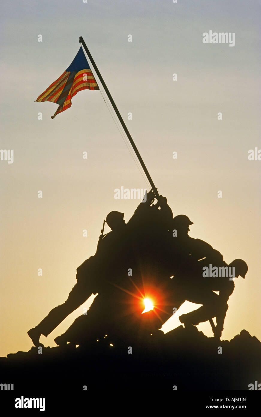 US Marine Corps War Memorial stagliano in Al Cimitero Nazionale di Arlington a sunrise Foto Stock