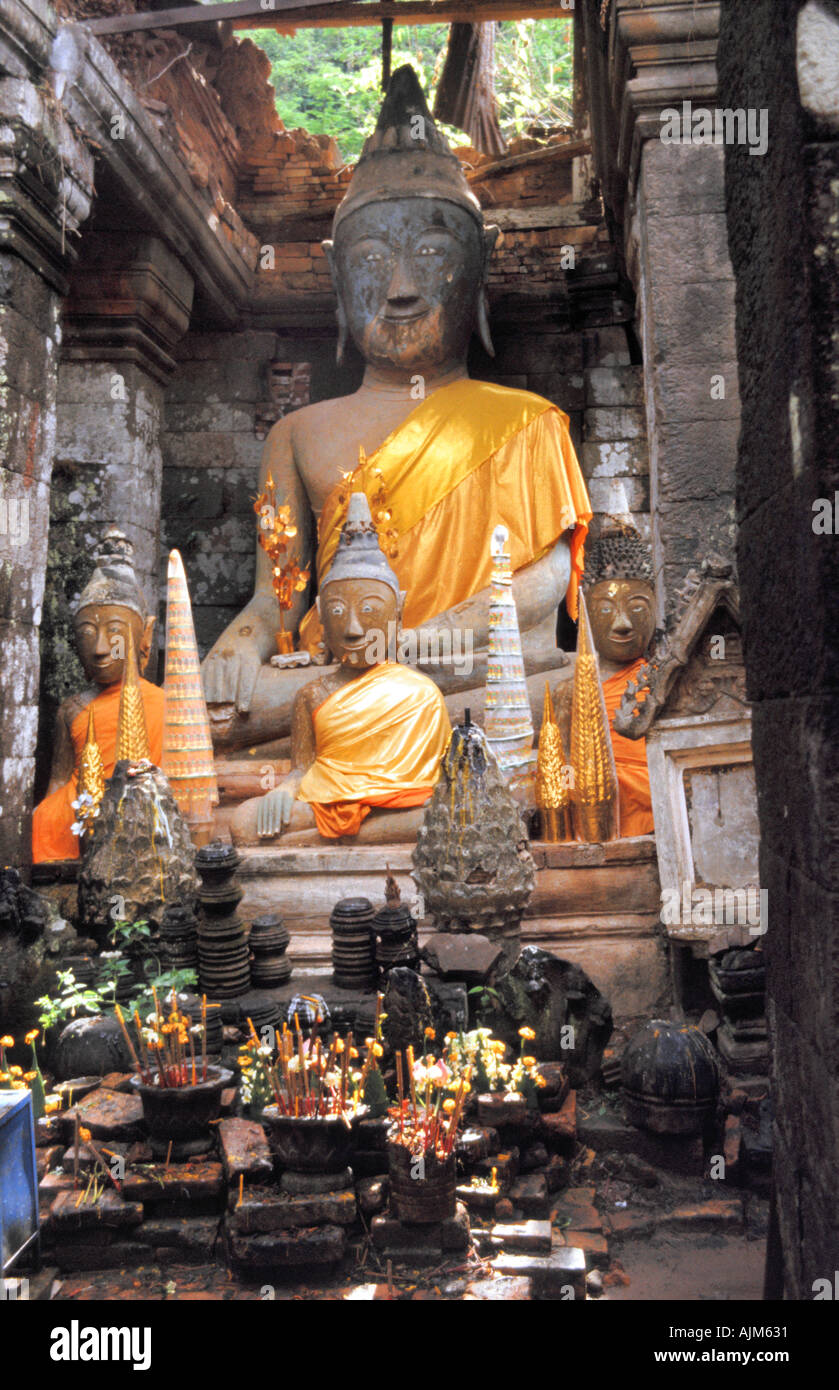 L'immagine del Buddha a Wat Phu lo storico tempio di montagna nei pressi di Champasak sud Laos Foto Stock