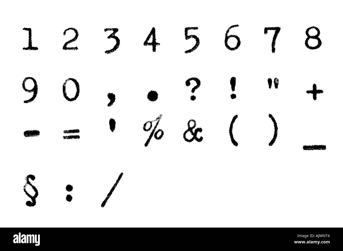 Grungy numeri e segni di punteggiatura - font Courier. Foto Stock