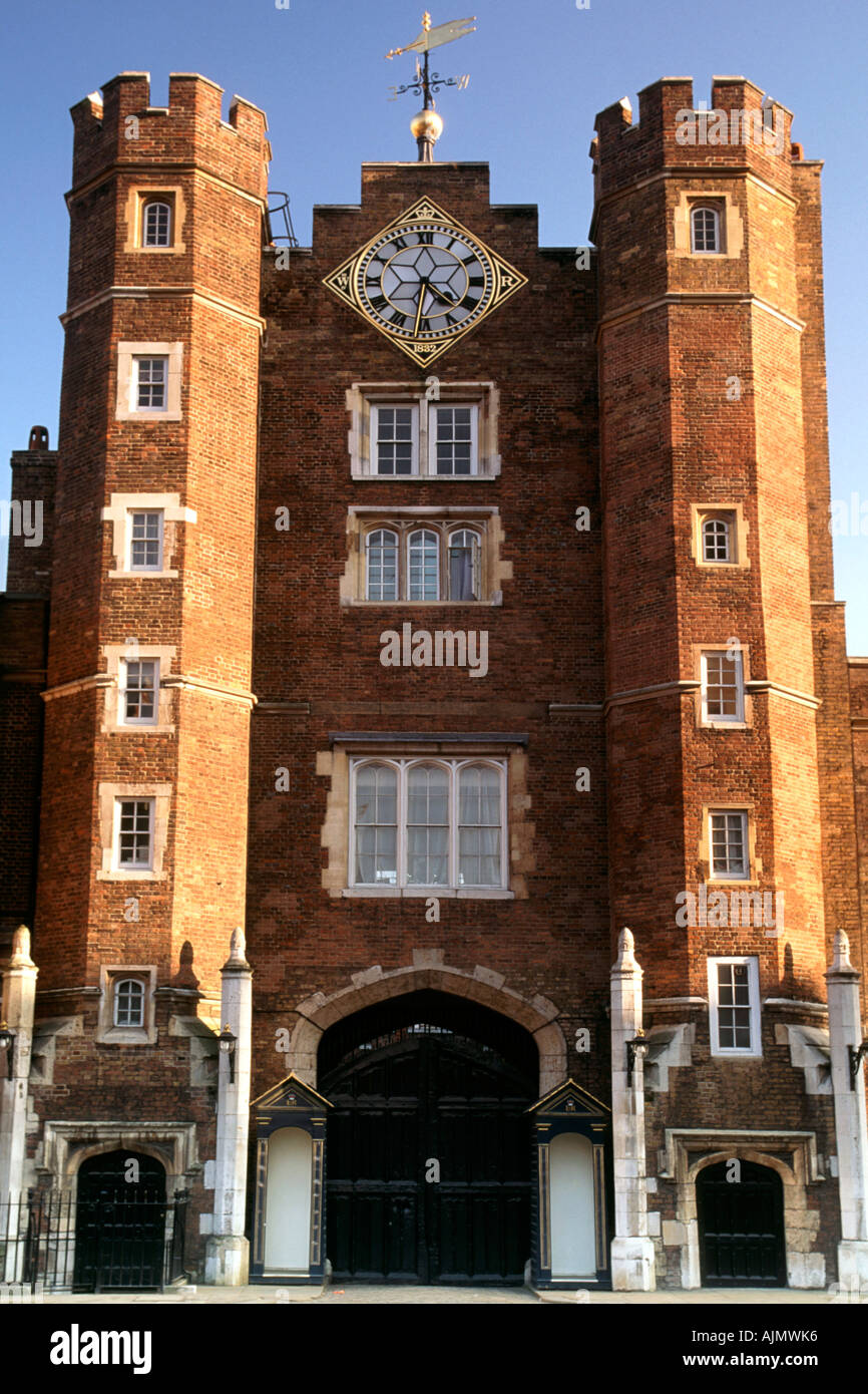 Il Gatehouse of St James Palace di Pall Mall a Londra Foto Stock