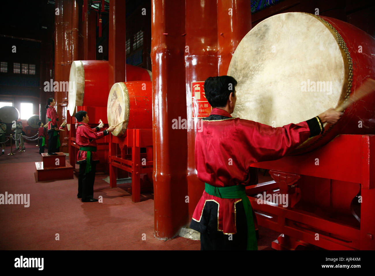 All'interno della Torre del Tamburo Pechino CINA Foto Stock