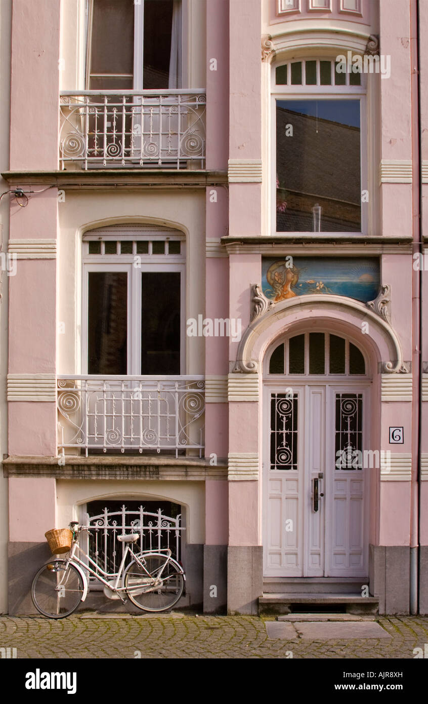 Casa in un back lane in Brugge Foto Stock