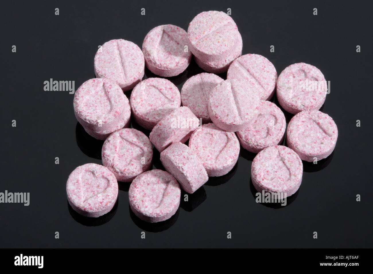 Pillola di ecstasy immagini e fotografie stock ad alta risoluzione - Alamy