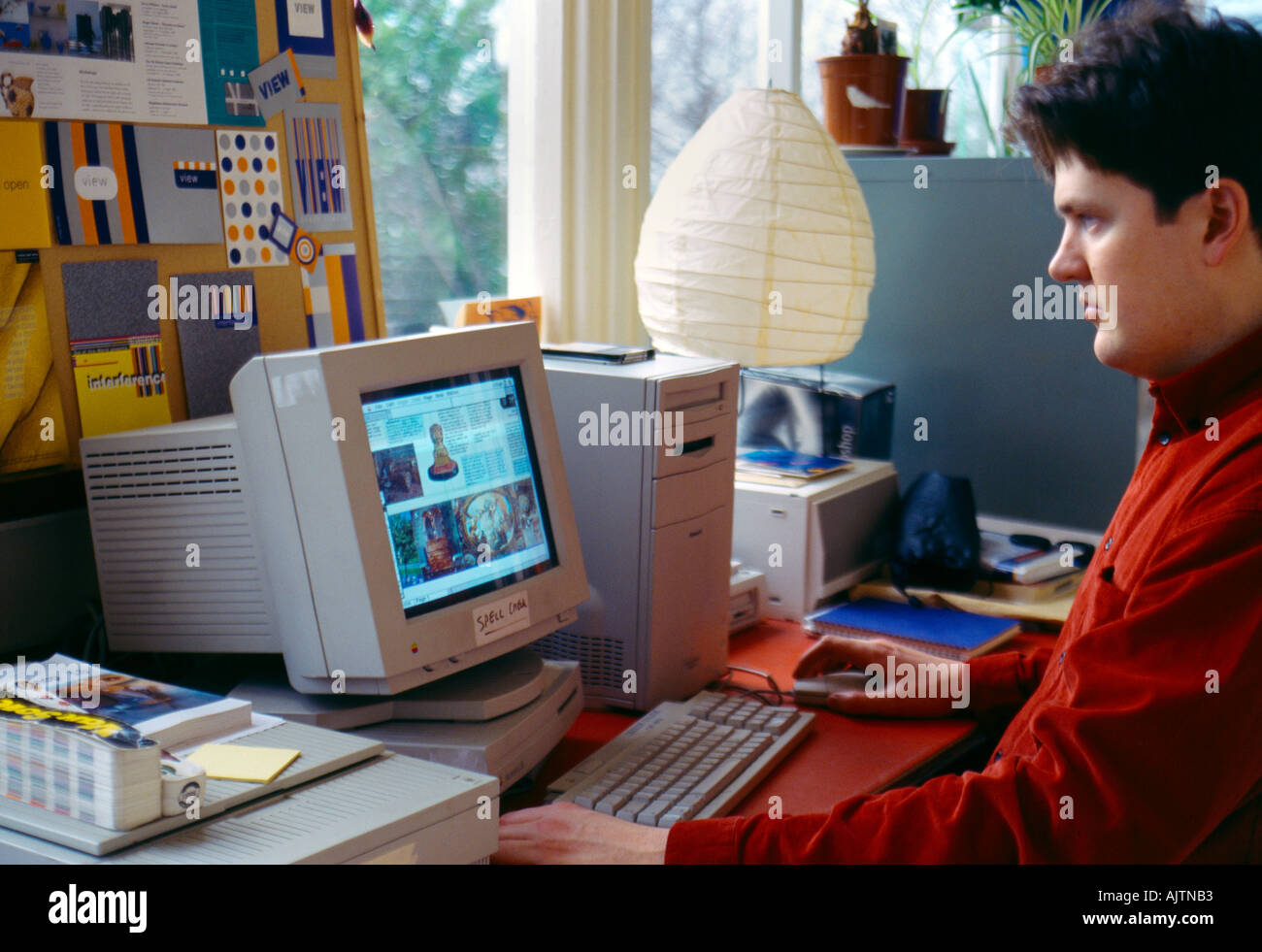 Computer Apple Mac utilizzato da Graphic Designer Foto Stock