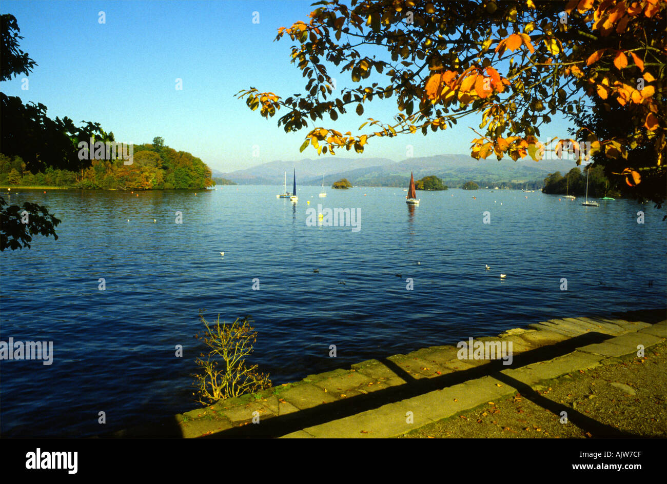 Lago di Windermere Bowness on Windermere Cumbria Inghilterra England Regno Unito Regno Unito GB Gran Bretagna Isole britanniche in Europa Foto Stock