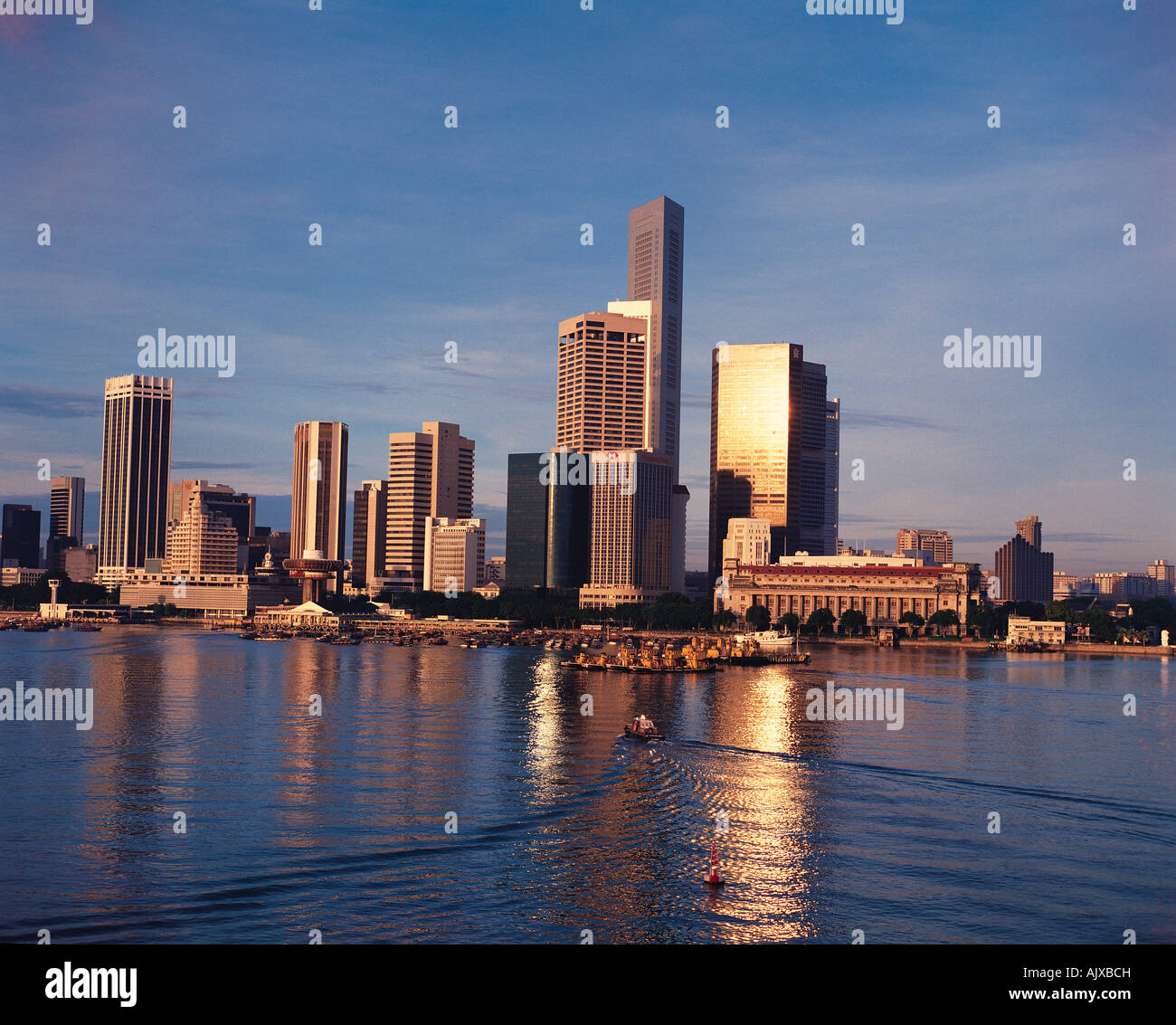 Singapore. Skyline della città waterfront. Foto Stock