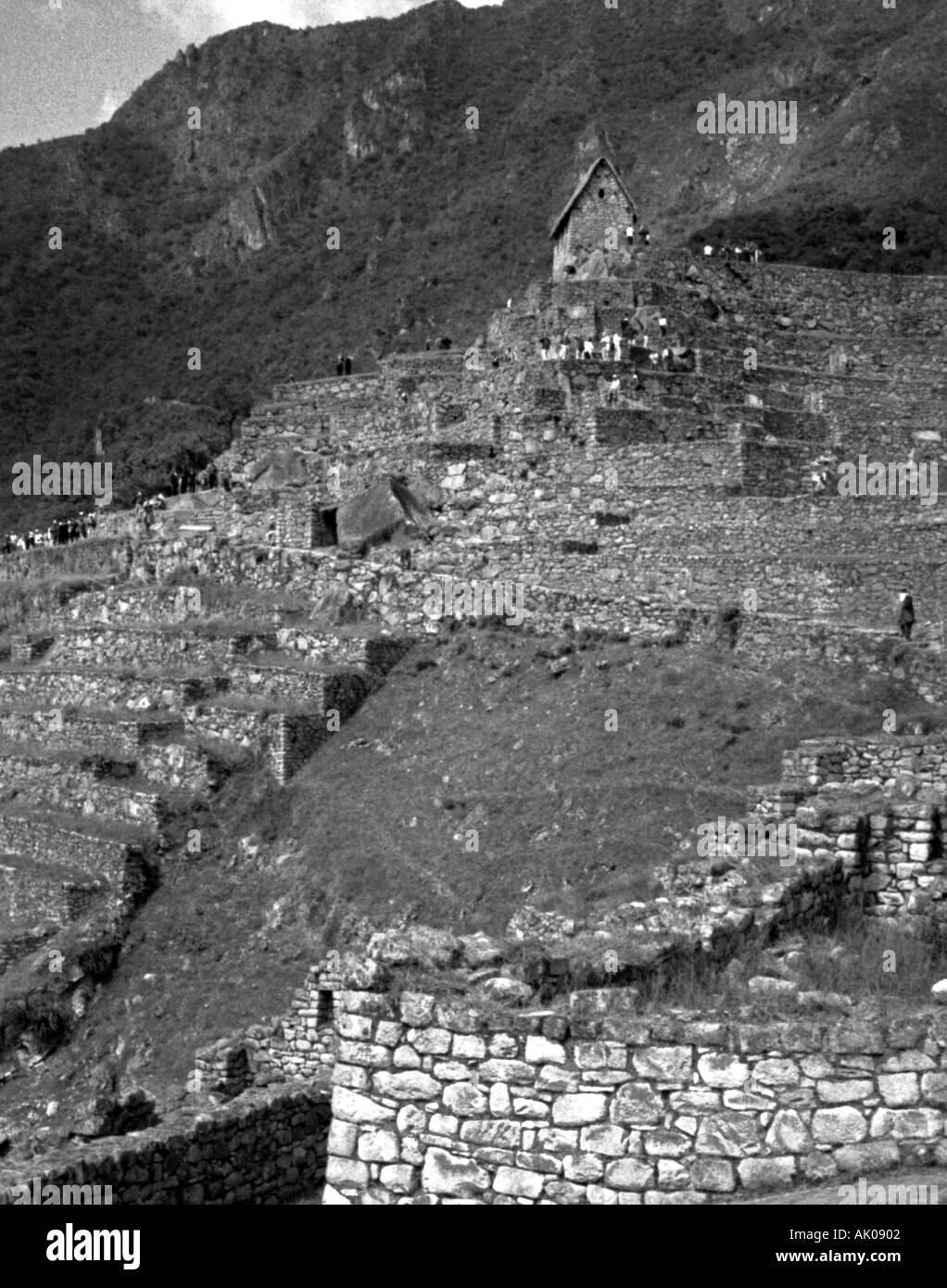 Vista panoramica case in muratura muro centro urbano settore ha perso città Inca di Machu Picchu Cuzco Perù Sud America Latina Foto Stock