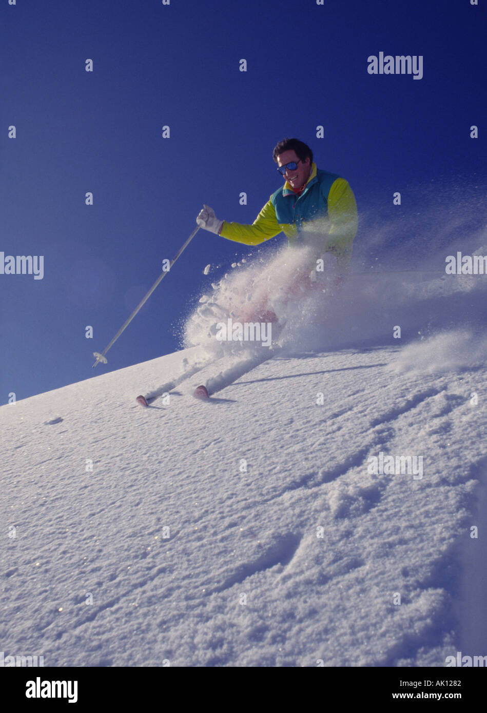 Foto di archivio di uno sciatore circa circa 1988. Foto Stock