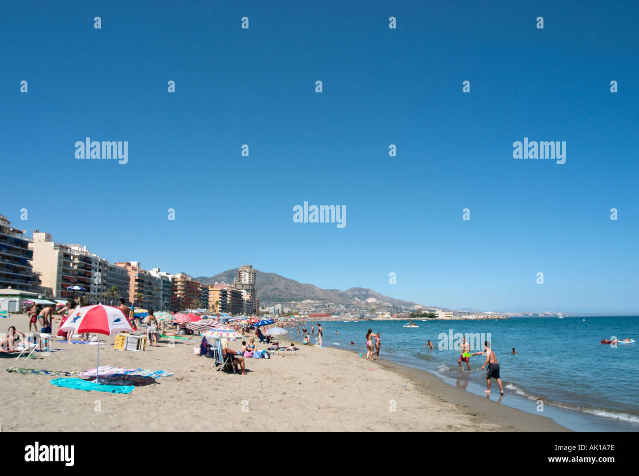 Spiaggia di Fuengirola, Costa del Sol, Andalusia, Spagna Foto Stock