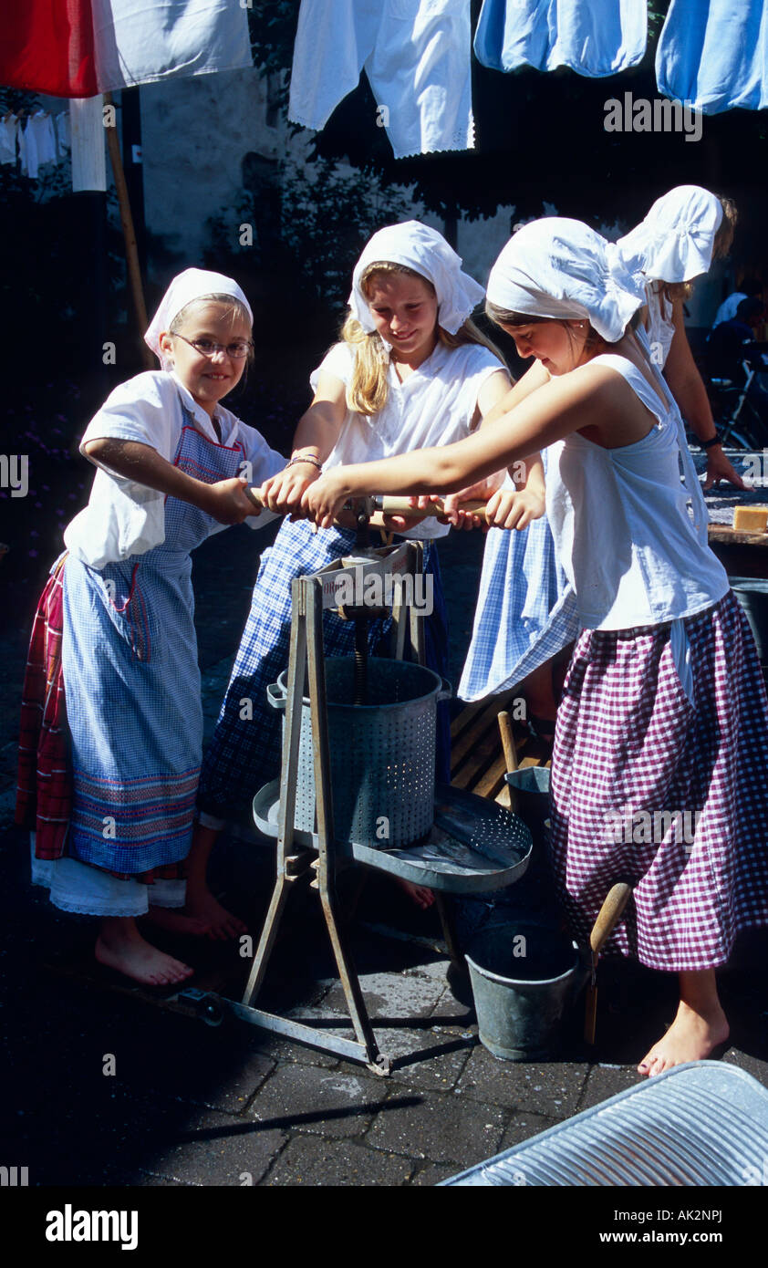 Le ragazze / Bad Saulgau Foto Stock