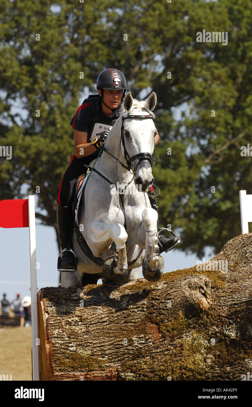 Tre giorni di manifestazione rider Francesco Zaza prendendo parte al cross country fase dei Campionati Europei a Pratoni Italia Foto Stock