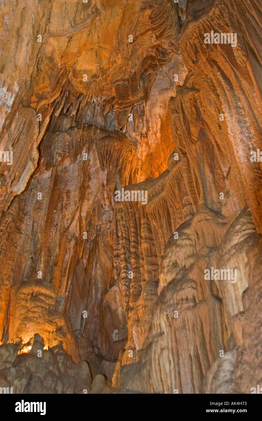 I cristalli di calcite in King Solomon grotta vicino mole creek tasmania australia Foto Stock