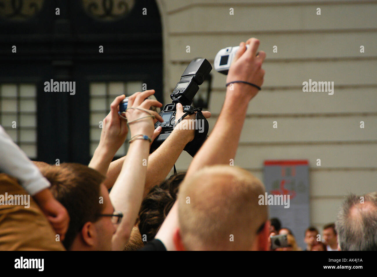 Tutti vogliono prendere un'immagine di Gumball 3000 Event Foto Stock