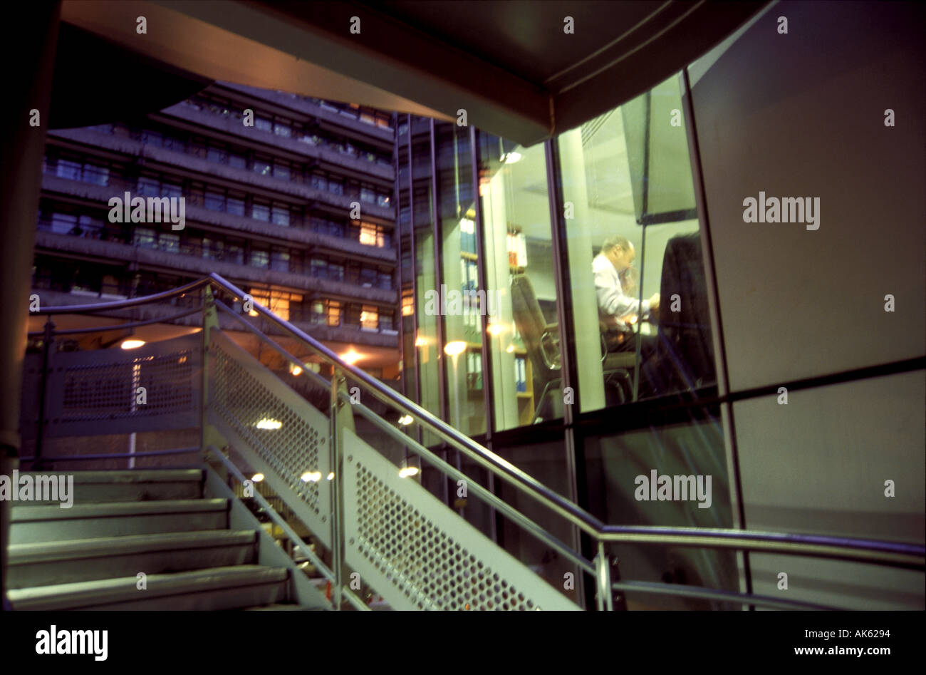 Lavorando in Barbican Foto Stock