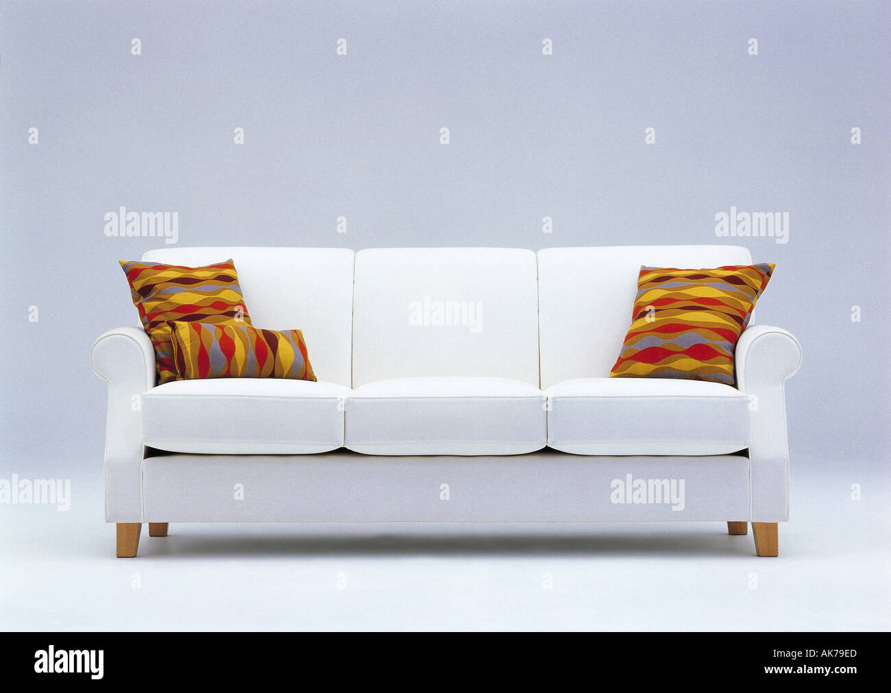 Cuscini sul divano Foto Stock