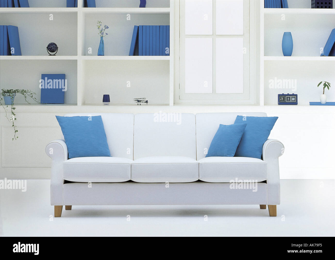 Mensola di divano blu Foto Stock